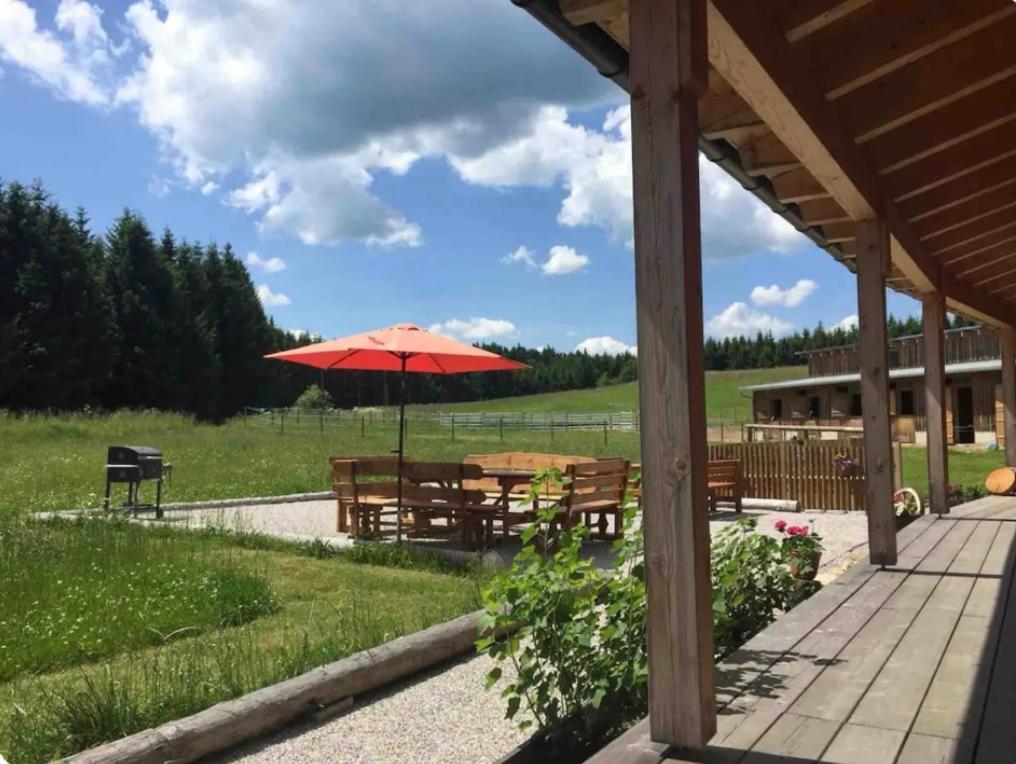 Big Sky Ranch Bed & Breakfast Liebenau  Bagian luar foto